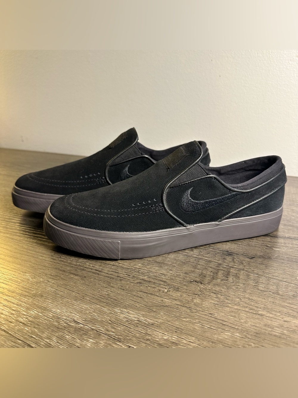 Nike SB Stefan Janoski Slip On Black Thunder Grey Suede Shoes Mens 9